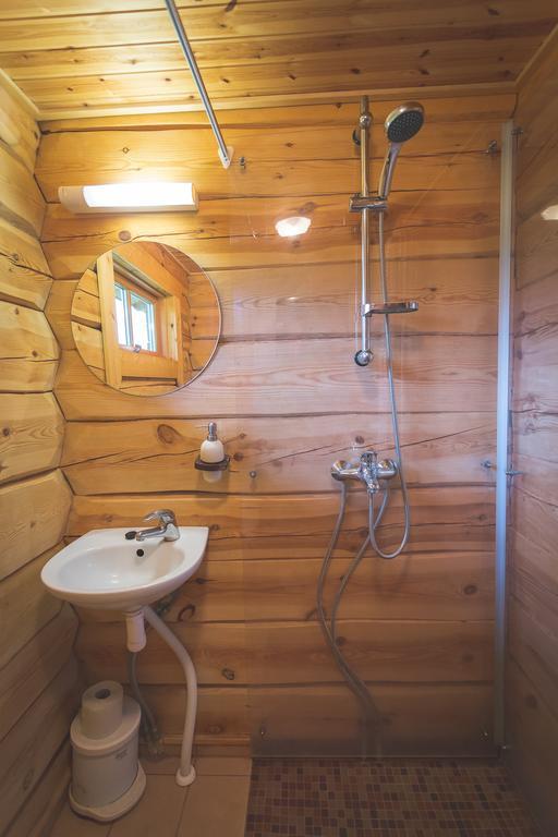Arina Cottages Nasva Cameră foto